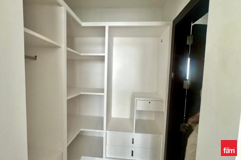 Huvila Al Furjan, Dubai, Arabiemiraatit 4 makuuhuonetta, 299.8 m2 № 722494 - kuva 8