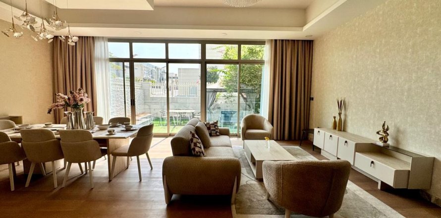 Huvila Al Furjan, Dubai, Arabiemiraatit 4 makuuhuonetta, 299.8 m2 № 722494