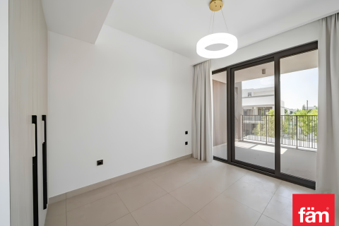 Villa til leje i Tilal Al Ghaf, Dubai, UAE 4 soveværelser, 244.7 kvm № 722491 - foto 4