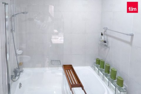 Lägenhet uthyres i Business Bay, Dubai, UAE 2 sovrum, 172.7 kvm Nr. 693260 - fotografi 14