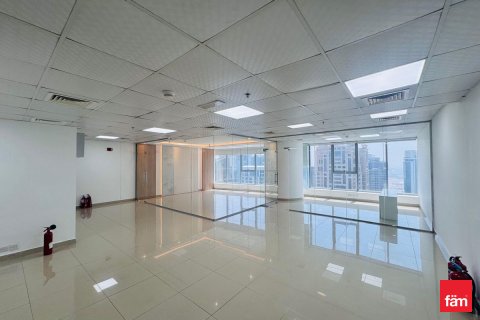 Üürile anda kontor asukohaga Dubai, AÜE: 106.9 m² Nr 693261 - pilt 12