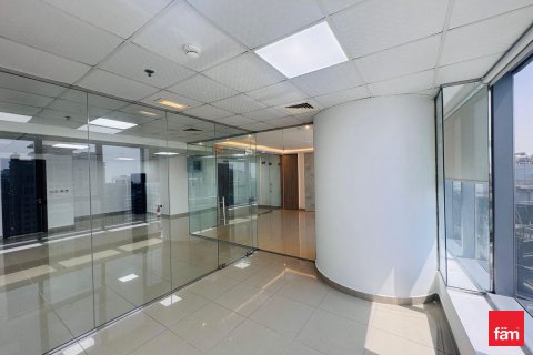 Üürile anda kontor asukohaga Dubai, AÜE: 106.9 m² Nr 693261 - pilt 4