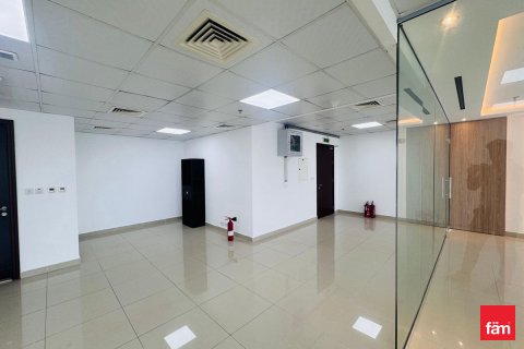 Üürile anda kontor asukohaga Dubai, AÜE: 106.9 m² Nr 693261 - pilt 8