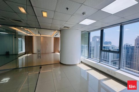 Üürile anda kontor asukohaga Dubai, AÜE: 106.9 m² Nr 693261 - pilt 13