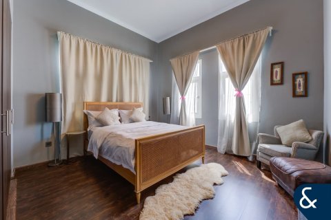 Willa na sprzedaż w Mudon, Dubai, ZEA 5 sypialnie, 535 mkw., nr 667427 - zdjęcie 13