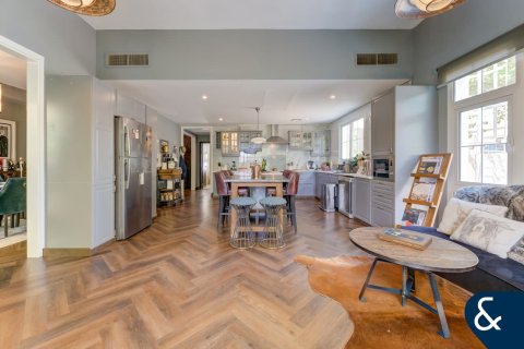 Willa na sprzedaż w Mudon, Dubai, ZEA 5 sypialnie, 535 mkw., nr 667427 - zdjęcie 6