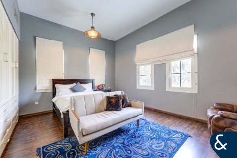 Willa na sprzedaż w Mudon, Dubai, ZEA 5 sypialnie, 535 mkw., nr 667427 - zdjęcie 18