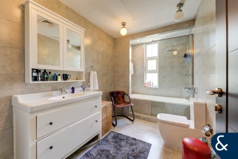 Willa na sprzedaż w Mudon, Dubai, ZEA 5 sypialnie, 535 mkw., nr 667427 - zdjęcie 19