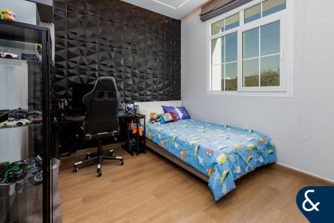 Villa til salg i Arabian Ranches, Dubai, UAE 4 soveværelser, 253 kvm № 667423 - foto 13