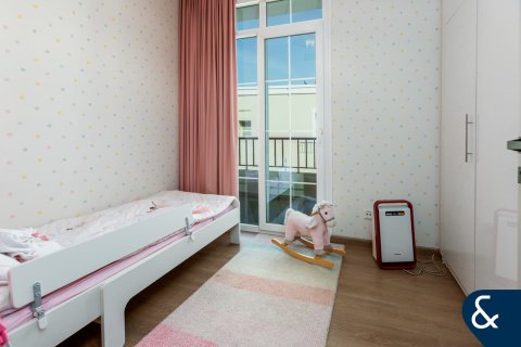 Villa til salg i Arabian Ranches, Dubai, UAE 4 soveværelser, 253 kvm № 667423 - foto 15