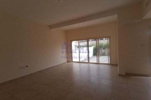 Σπίτι σε Al Hamra Village, Ras Al Khaimah, ΗΑΕ 3 υπνοδωμάτια, 201.5 τ.μ. Αρ. 646195 - φωτογραφία 2