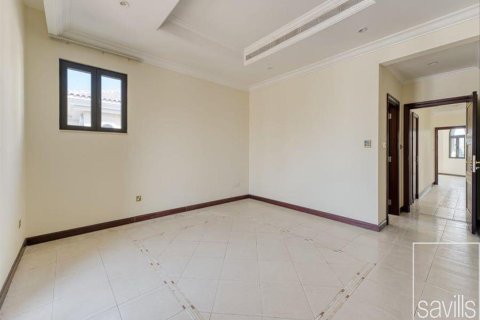 Villa te koop in Palm Jumeirah, Dubai, VAE 4 slaapkamers, 658 vr.m., nr 646358 - foto 7