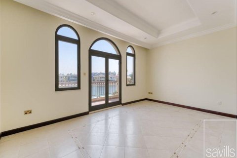 Villa te koop in Palm Jumeirah, Dubai, VAE 4 slaapkamers, 658 vr.m., nr 646358 - foto 9