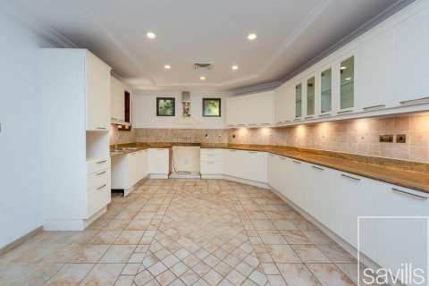 Villa te koop in Palm Jumeirah, Dubai, VAE 4 slaapkamers, 658 vr.m., nr 646358 - foto 13