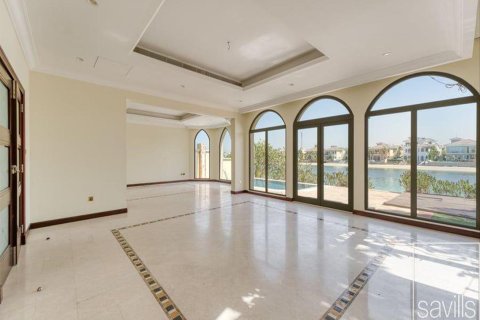Villa te koop in Palm Jumeirah, Dubai, VAE 4 slaapkamers, 658 vr.m., nr 646358 - foto 3