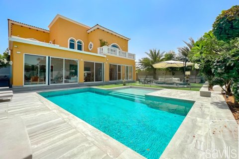 Jumeirah Park, Dubai, संयुक्त अरब अमीरात में विला, 5 बेडरूम, 790 वर्ग मीटर, संख्या 646320 - फ़ोटो 1