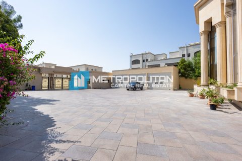 Willa na sprzedaż w Khalifa City, Abu Dhabi, ZEA 9 sypialnie, 836.1 mkw., nr 652743 - zdjęcie 25