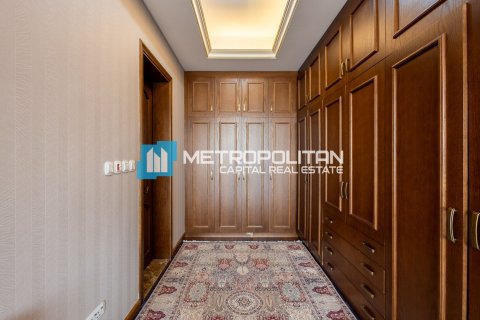 Willa na sprzedaż w Khalifa City, Abu Dhabi, ZEA 9 sypialnie, 836.1 mkw., nr 652743 - zdjęcie 18