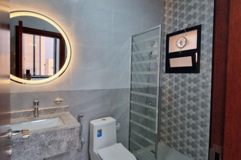 Villa til salg i Al Helio, Ajman, UAE 5 soveværelser, 280 kvm № 652741 - foto 5