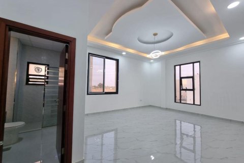 Villa til salg i Al Helio, Ajman, UAE 5 soveværelser, 280 kvm № 652741 - foto 16