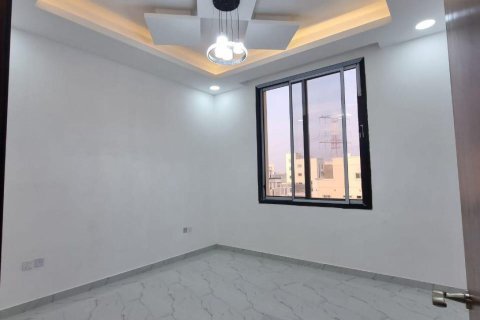 Villa til salg i Al Helio, Ajman, UAE 5 soveværelser, 280 kvm № 652741 - foto 9