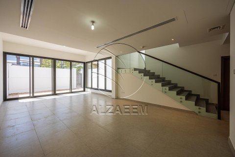 Townhouse in Al Salam Street, Abu Dhabi, UAE 3 bedrooms, 271 sq.m. № 614932 - photo 4