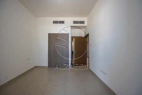 Townhouse in Al Salam Street, Abu Dhabi, UAE 3 bedrooms, 271 sq.m. № 614932 - photo 20