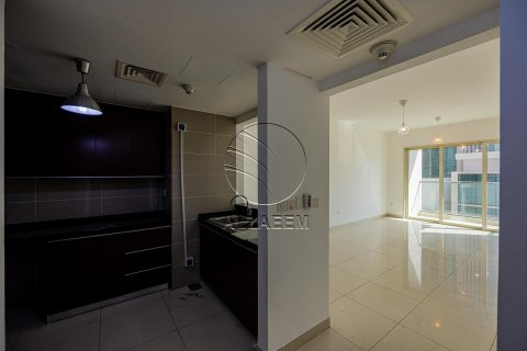 Apartmen di Al Reem Island, Abu Dhabi, UAE 1 bilik tidur, 75 meter persegi № 614936 - foto 4