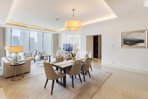 Wohnung zum Verkauf in Downtown Dubai (Downtown Burj Dubai), Dubai, VAE 3 Schlafzimmer, 203 m2 Nr. 653289 - Foto 1