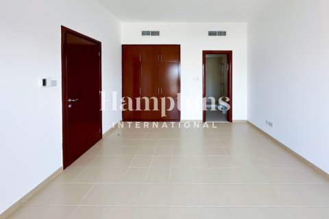 Βίλα σε Dubai Science Park, ΗΑΕ 5 υπνοδωμάτια, 792.18388100 τ.μ. Αρ. 692783 - φωτογραφία 16