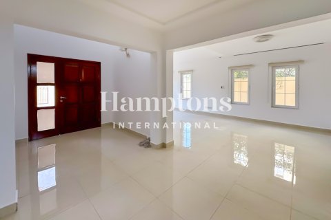 Βίλα σε Dubai Science Park, ΗΑΕ 5 υπνοδωμάτια, 792.18388100 τ.μ. Αρ. 692783 - φωτογραφία 4