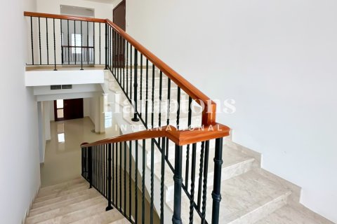 Βίλα σε Dubai Science Park, ΗΑΕ 5 υπνοδωμάτια, 792.18388100 τ.μ. Αρ. 692783 - φωτογραφία 3