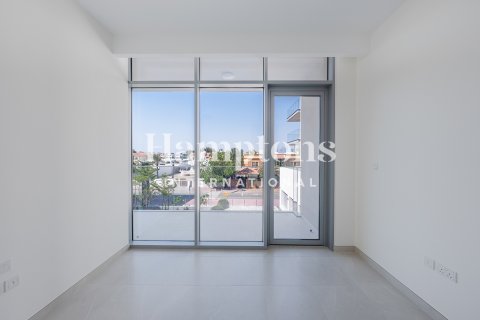 Appartement te huur in Al Wasl, Dubai, VAE 2 slaapkamers, 132.75838700 vr.m., nr 692782 - foto 13