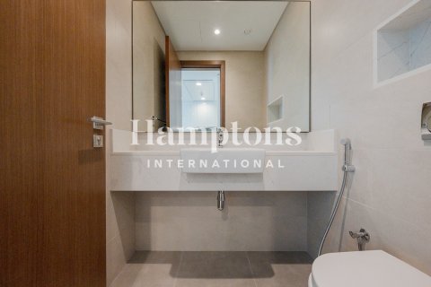 Appartement te huur in Al Wasl, Dubai, VAE 2 slaapkamers, 132.75838700 vr.m., nr 692782 - foto 2