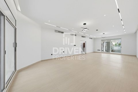 Üürile anda villa asukohaga Jumeirah, Dubai, AÜE: 4 magamistoaga, 1862.24 m² Nr 768217 - pilt 5