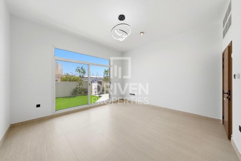 Üürile anda villa asukohaga Jumeirah, Dubai, AÜE: 4 magamistoaga, 1862.24 m² Nr 768217 - pilt 8