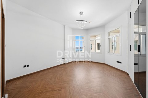 Üürile anda villa asukohaga Jumeirah, Dubai, AÜE: 4 magamistoaga, 1862.24 m² Nr 768217 - pilt 12