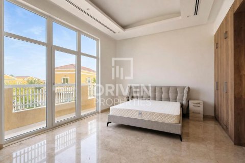 Villa en alquiler en The Villa, Dubai, EAU 6 dormitorios, 668.25 m2 № 768219 - foto 12