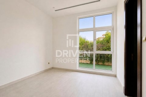 Villa en alquiler en The Villa, Dubai, EAU 6 dormitorios, 668.25 m2 № 768219 - foto 5