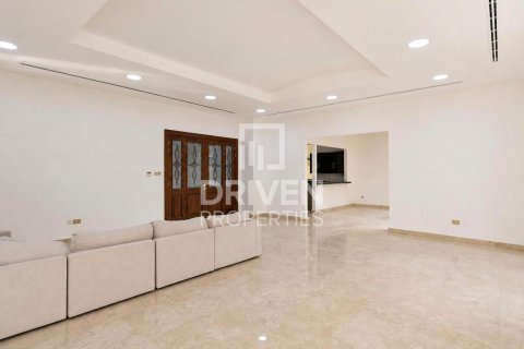 Villa en alquiler en The Villa, Dubai, EAU 6 dormitorios, 668.25 m2 № 768219 - foto 4