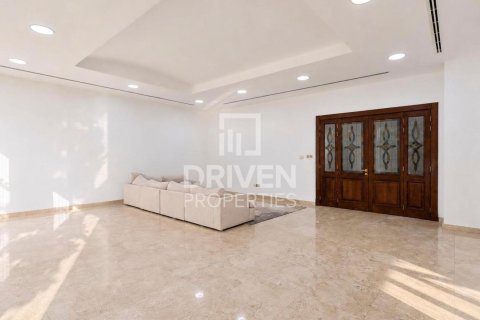 Villa en alquiler en The Villa, Dubai, EAU 6 dormitorios, 668.25 m2 № 768219 - foto 3