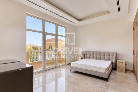 Villa en alquiler en The Villa, Dubai, EAU 6 dormitorios, 668.25 m2 № 768219 - foto 13