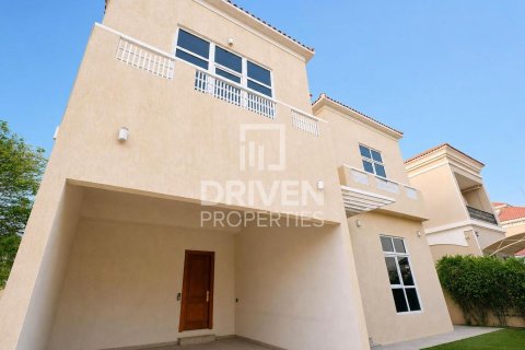 Villa en alquiler en The Villa, Dubai, EAU 6 dormitorios, 668.25 m2 № 768219 - foto 29