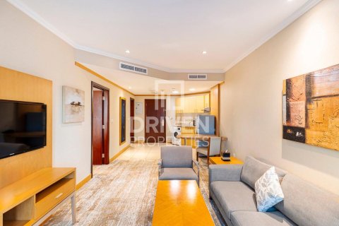Apartmen di Sheikh Zayed Road, Dubai, UAE 1 bilik tidur, 42.92 meter persegi № 768213 - foto 2