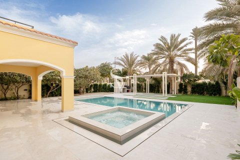 Villa zum Verkauf in Jumeirah Park, Dubai, VAE 4 Schlafzimmer, 749 m2 Nr. 678922 - Foto 27