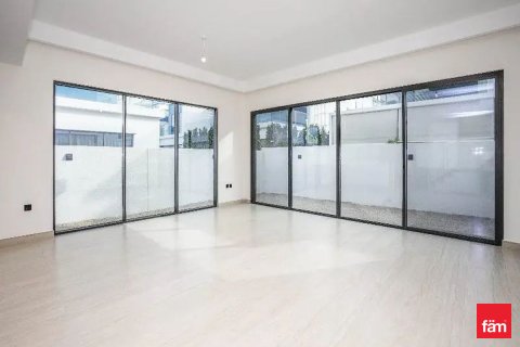 Üürile anda villa asukohaga Dubai, AÜE: 6 magamistoaga, 439.1 m² Nr 710157 - pilt 5