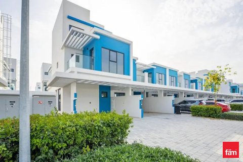 Üürile anda villa asukohaga Dubai, AÜE: 6 magamistoaga, 439.1 m² Nr 710157 - pilt 2