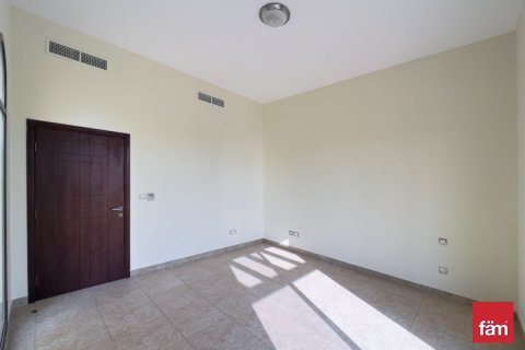 Radový dom v Dubai, SAE 4 spálne, 492.5 m2 č. 727322 - Fotografia 9