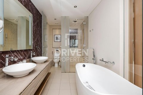 Business Bay, Dubai, संयुक्त अरब अमीरात में अपार्टमेंट, 3 बेडरूम, 162 वर्ग मीटर, संख्या 683724 - फ़ोटो 18