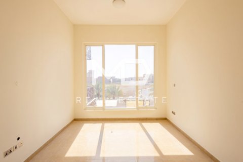 Vilă de vânzare în Khalifa City, Abu Dhabi, EAU 7 dormitoare, 2183.1 mp.  №555130 - poză 23